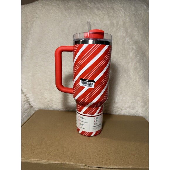 Stanley 30 oz Stainless Steel H2.0 FlowState Quencher Tumbler Candy Cane Twist - Picture 4 of 7
